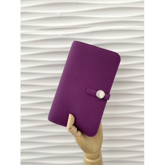 16passport holder